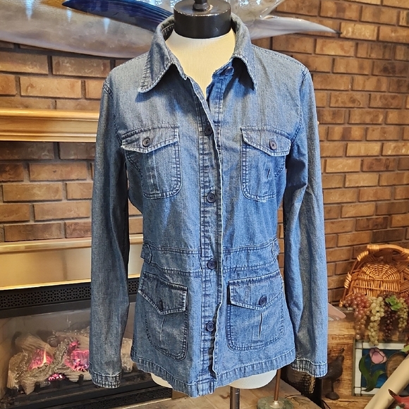 OshKosh B'gosh Blue Denim Women's Jacket Size M RARE barn Chore On Trend - Picture 1 of 14